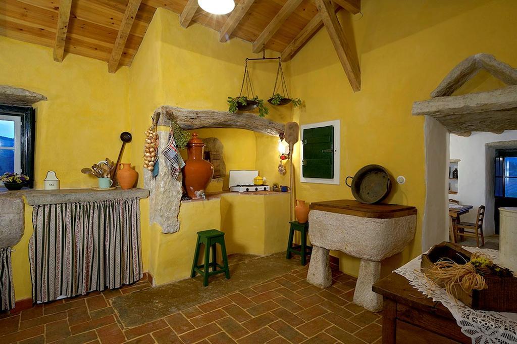 Hotel Aldeia Da Mata Pequena Mafra Zimmer foto